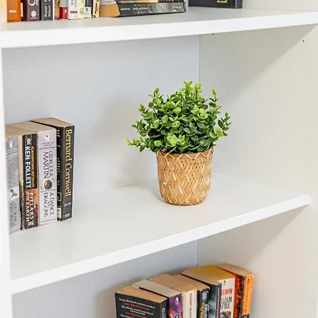 Apartment Metropolitan Tranquility 2br Terrace Near Metro Budapest