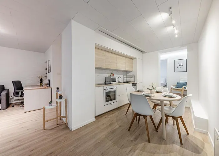 Metropolitan Tranquility 2br Terrace Near Metro Appartamento